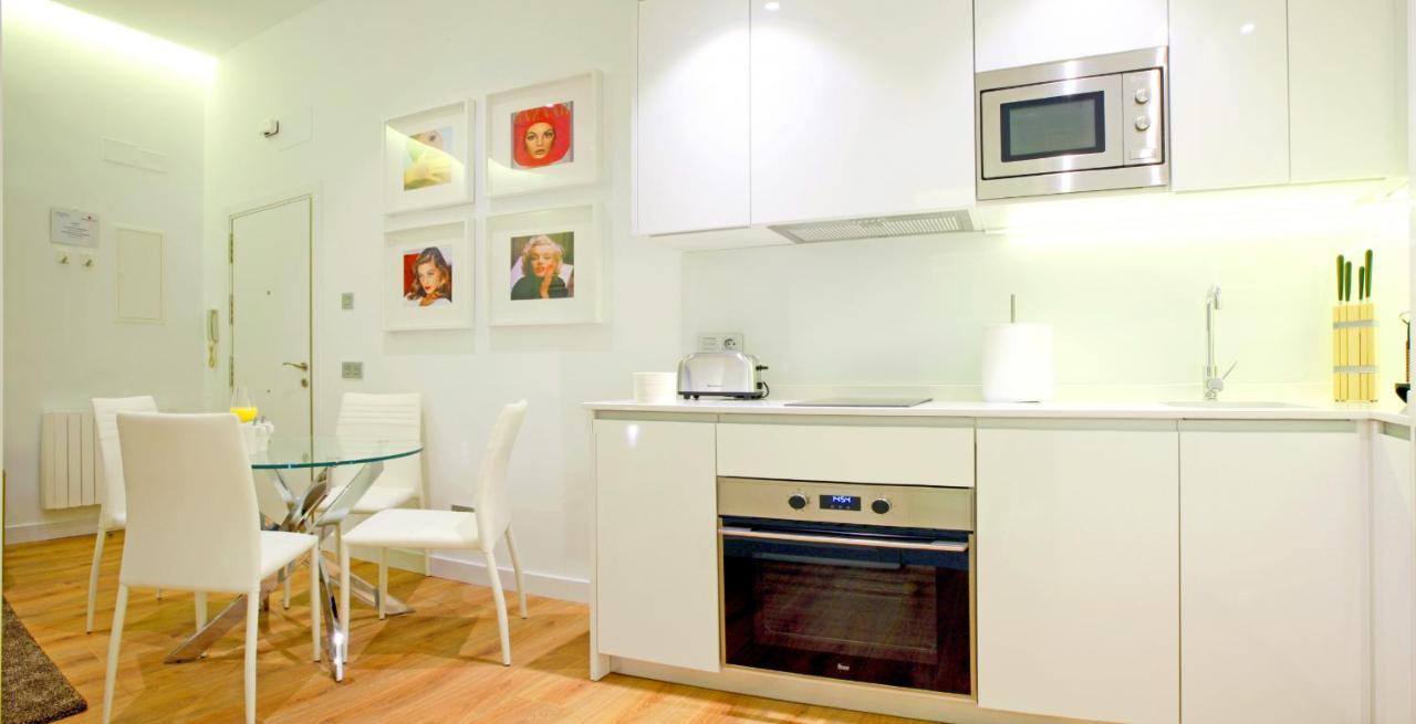 Prado Suite Madrid Eksteriør billede