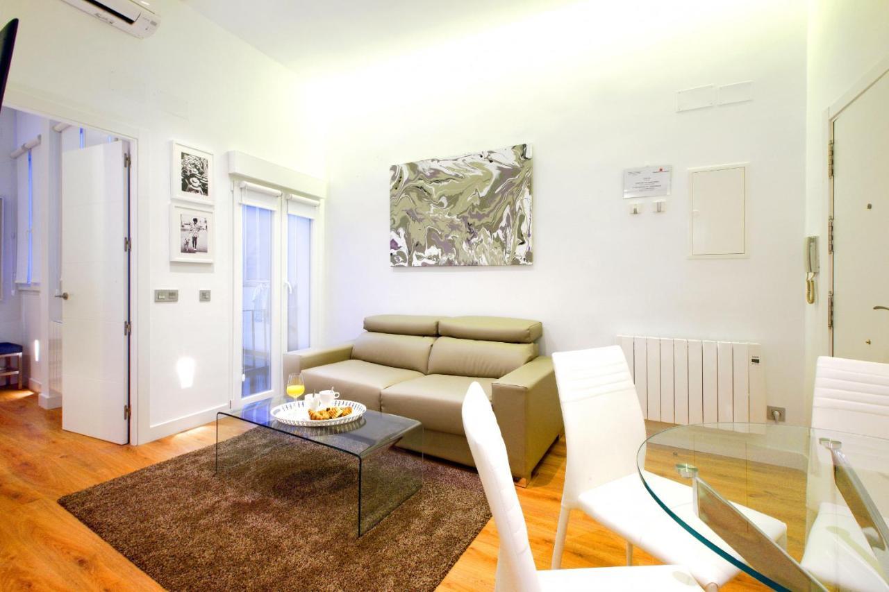 Prado Suite Madrid Eksteriør billede