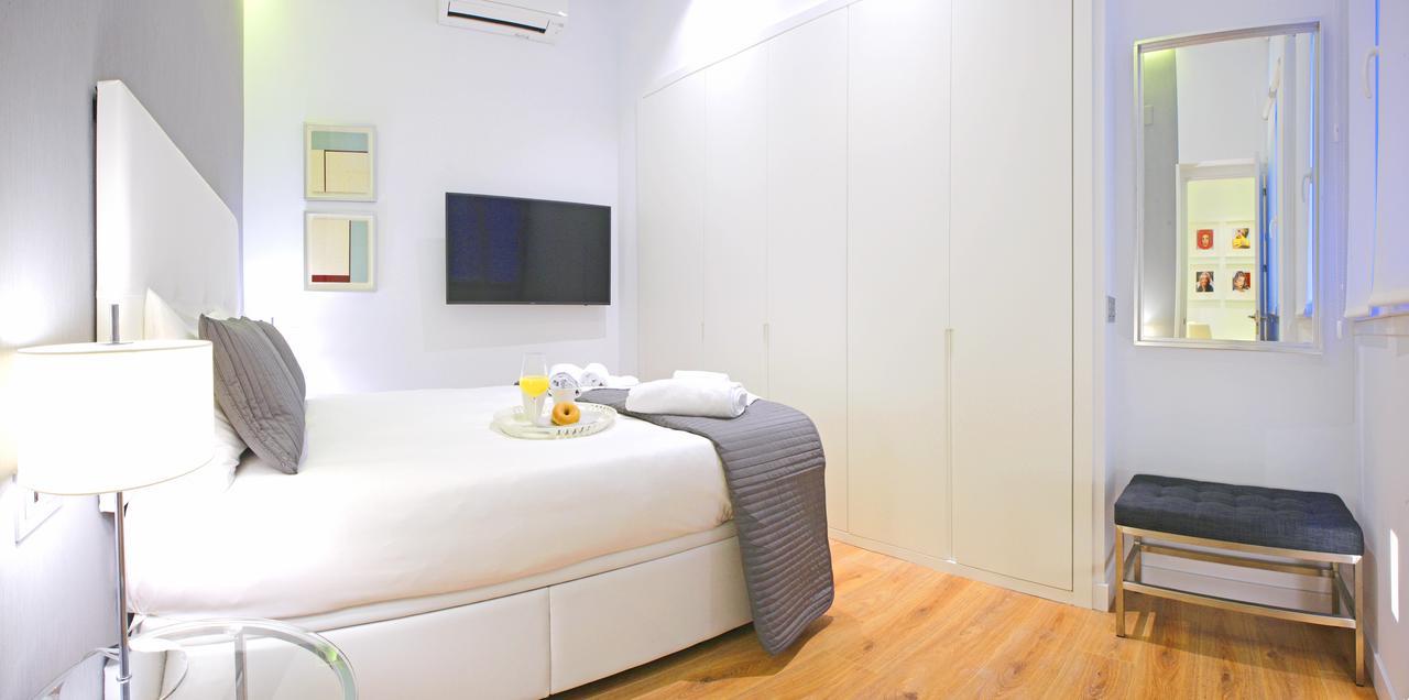 Prado Suite Madrid Eksteriør billede