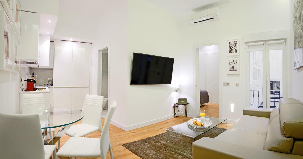 Prado Suite Madrid Eksteriør billede