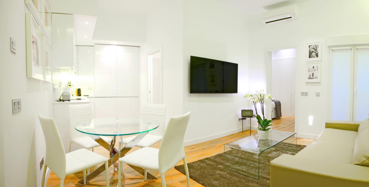Prado Suite Madrid Eksteriør billede