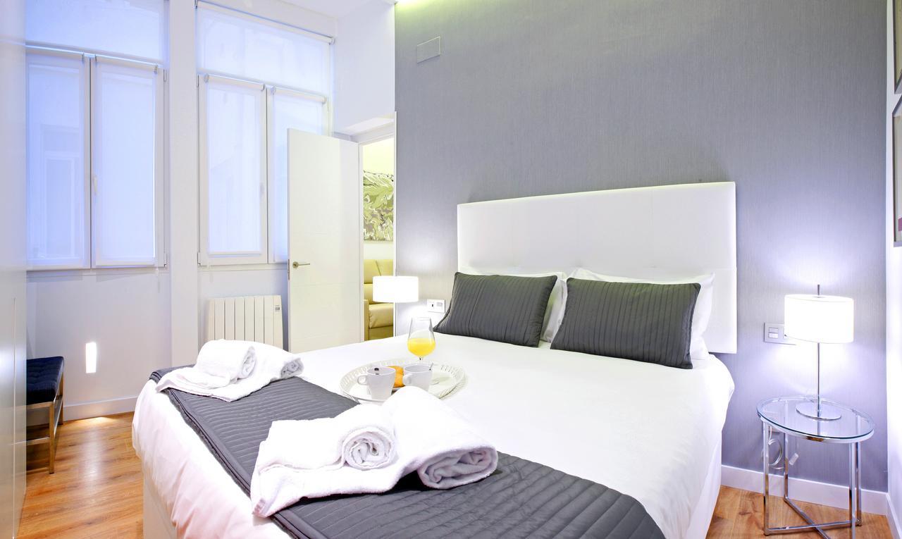 Prado Suite Madrid Eksteriør billede