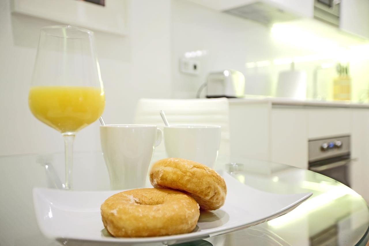 Prado Suite Madrid Eksteriør billede